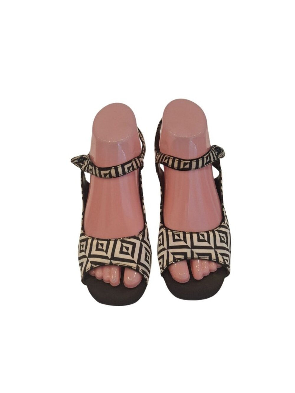 Monroe & Main Adriana Sandals Womens 8W Black White Geometric Retro Block Heel
